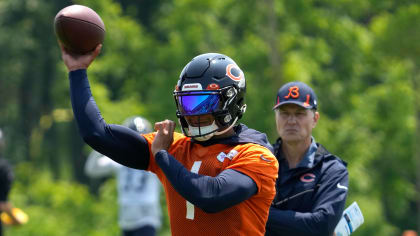 Chicago Bears wide receiver Byron Pringle (13) pulls the ball away