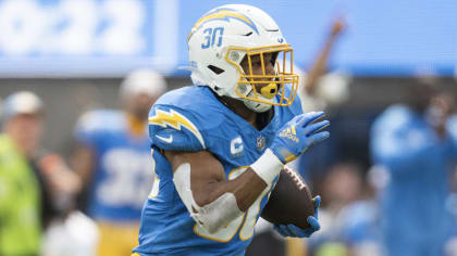 Chargers' Austin Ekeler doubtful to play against Titans as injuries mount –  Orange County Register