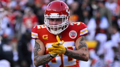 How long is Chiefs player Tyrann Mathieu ruled out for after sustaining a  concussion? - AS USA