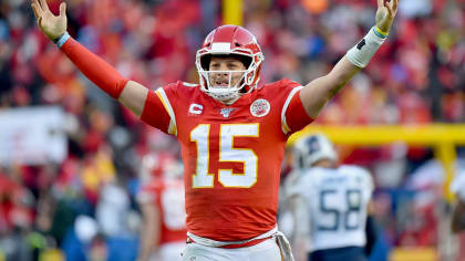 NFL Auction  CRUCIAL CATCH - CHIEFS ALEX SMITH SIGNED AND GAME