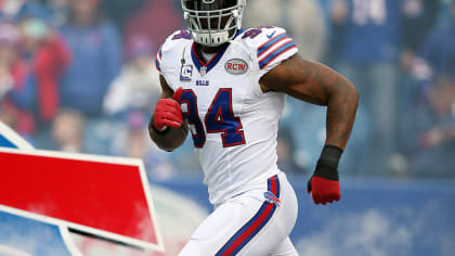 Miami Dolphins sign all-pro defensive end Mario Williams