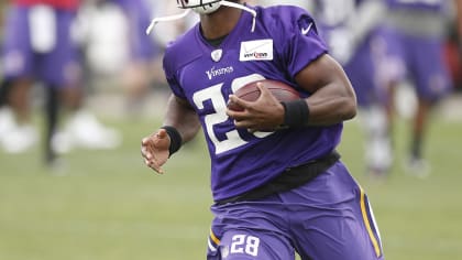 NFL: Vikings' Adrian Peterson says he'll be back Sunday against the Colts -  Los Angeles Times