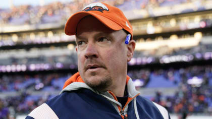 Broncos coach Nathaniel Hackett gives up play-calling duties