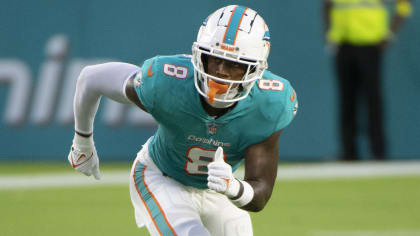 Miami Dolphins safety Jevon Holland (8) defends during an NFL football game  against the San Francisco 49ers, Sunday, Dec.4, 2022, in Santa Clara,  Calif. (AP Photo/Scot Tucker Stock Photo - Alamy