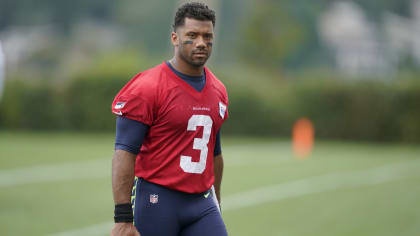 Seattle Seahawks' Russell Wilson makes adjustment, then shreds