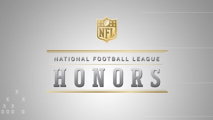 NFL Auction  NFL Honors 2023 - Gold Football signed by Defensive