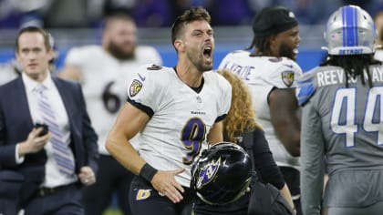 NFL playoffs 2021: Ravens kicker Justin Tucker hits upright twice on