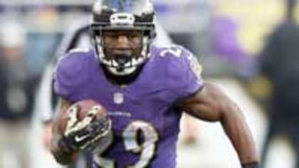 Baltimore Ravens re-sign CB Shareece Wright 