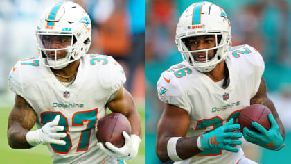 Miami Dolphins safety Jevon Holland (8) waits on the snap during a NFL  football game against the Minnesota Vikings, Sunday, Oct.16, 2022 in Miami  Gardens, Fla. (AP Photo/Alex Menendez Stock Photo - Alamy