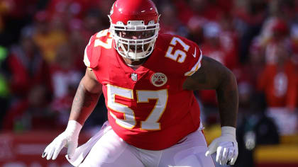 Chiefs get Ravens star OT Orlando Brown for draft picks