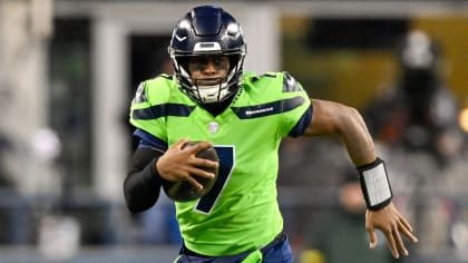 NFL DFS Picks Week 17: Best sleepers, value players for DraftKings, FanDuel  daily fantasy football lineups