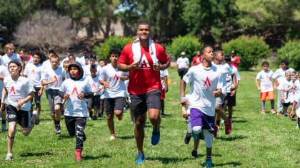 Arik Armstead the 49ers' nominee for Walter Payton NFL Man of the Year  Award