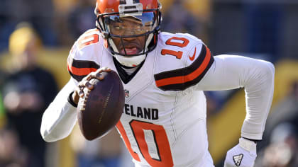 The Wesleyan Argus  Robert Griffin III in Retrospect: The Spread Offense  and the Modern NFL