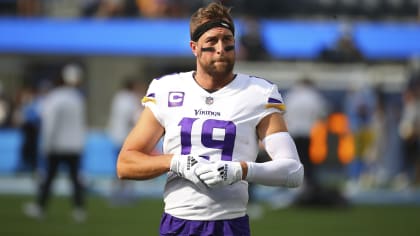 Vikings WR Adam Thielen injury update; plus, more NFL news from