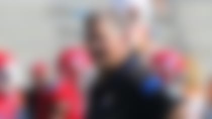 Charlie Weis-51915-tos