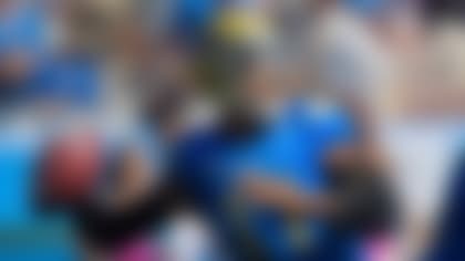 CFB-Brett-Hundley-UCLA-TOS-141011