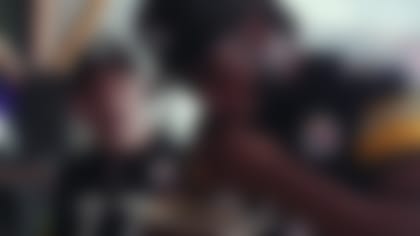 Steelers RB Najee Harris reveals his custom cleats in honor of Latino Heritage Month