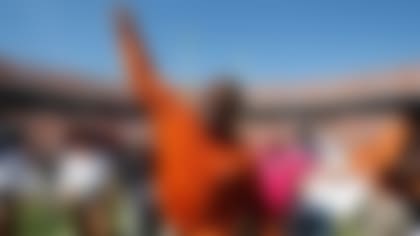 Charlie-Strong-TOS-151010