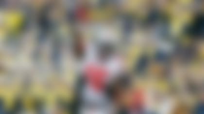 Ezekiel Elliott-151128-TOS.jpg