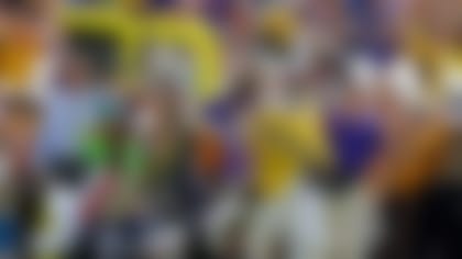 Fournette-Leonard-150921-TOS.jpg