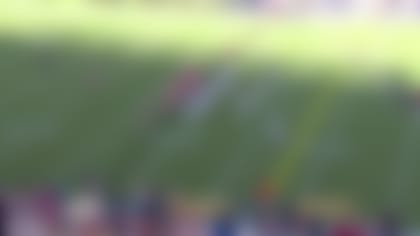 Deebo Samuel explodes for 25-yard catch and run