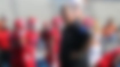 Charlie-Weis-21315-tos