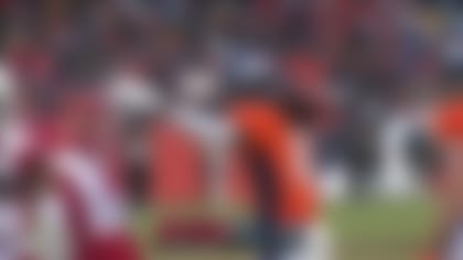 Jerry Jeudy takes off after the catch for 14-yard gain