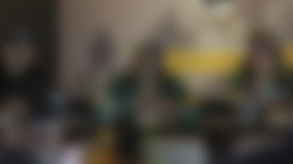 Huddle for Heroes0047