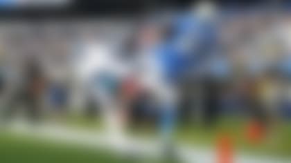 Los Angeles Chargers wide receiver Mike Williams (81) catches a touchdown pass against Jacksonville Jaguars cornerback Tyson Campbell during the first half of an NFL football game in Inglewood, Calif., Sunday, Sept. 25, 2022. (AP Photo/Marcio Jose Sanchez)