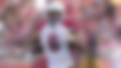 Arizona Cardinals running back James Conner (6) runs toward the end zone to score against the San Francisco 49ers during the second half of an NFL football game in Santa Clara, Calif., Sunday, Nov. 7, 2021. (AP Photo/Tony Avelar)