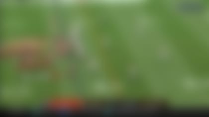 Watson misses golden opportunity for 43-yard TD pass on trick play