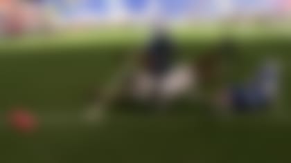 Joshua Quiett makes herculean extension for TD score