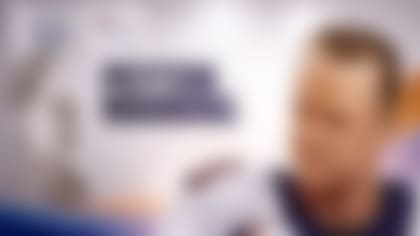 Peyton-Manning-Sidelines-Hero