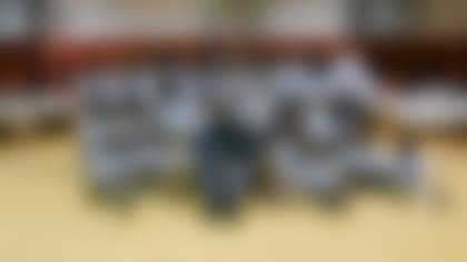 Jerome Baker Boys & Girls Club Toy Distribution Event at The Boys and Girls Club in North Miami Beach, FL on 12-10-2019. (Hannah di Lorenzo/Miami Dolphins)