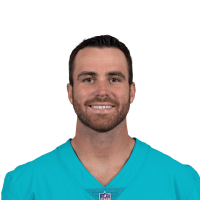 Dolphins' Mike Gesicki playing fewer snaps than Durham Smythe