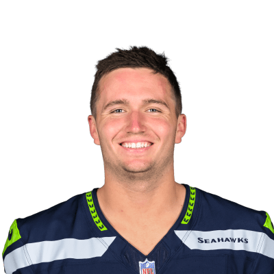 Seahawks agree to re-sign backup QB Drew Lock