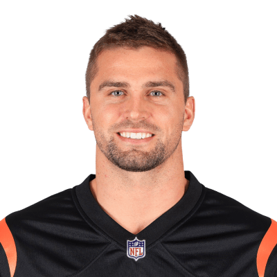 Report: Bengals reached an agreement with Sam Hubbard on a four-year  contract extension