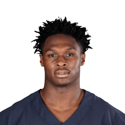 Bears' Darnell Mooney unable to put weight on leg after ankle injury