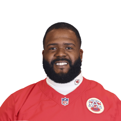 Chiefs sign tackle Donovan Smith to 1-year deal