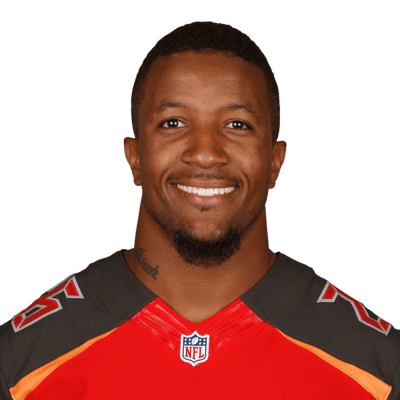 TULSA SIGNS FORMER NFL RUNNING BACK JOSHUA ROBINSON - Indoor