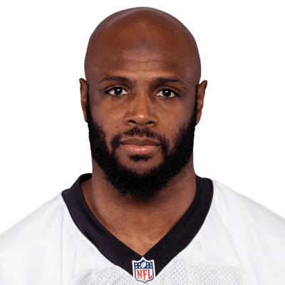 Steelers release offensive tackle Mike Adams