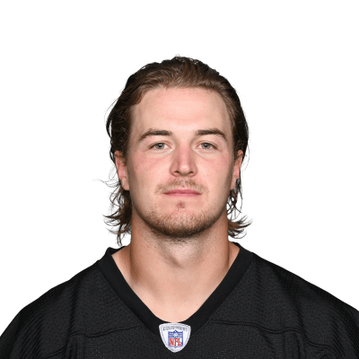 NFL world praises Kenny Pickett after Monday night win