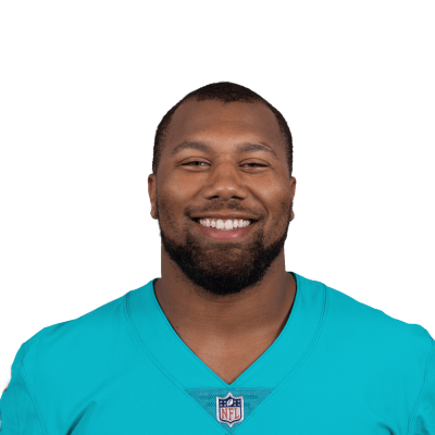 Dolphins restructure LB Bradley Chubb's contract