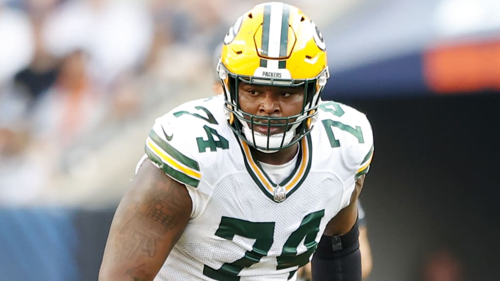 Packers' Jaire Alexander swaps double-bird salute with Eagles fan (PHOTO) 