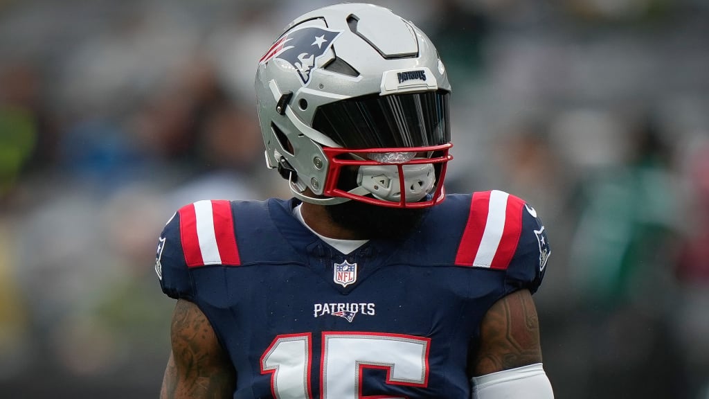 How Ezekiel Elliott sees his role with Rhamondre Stevenson in Patriots'  backfield