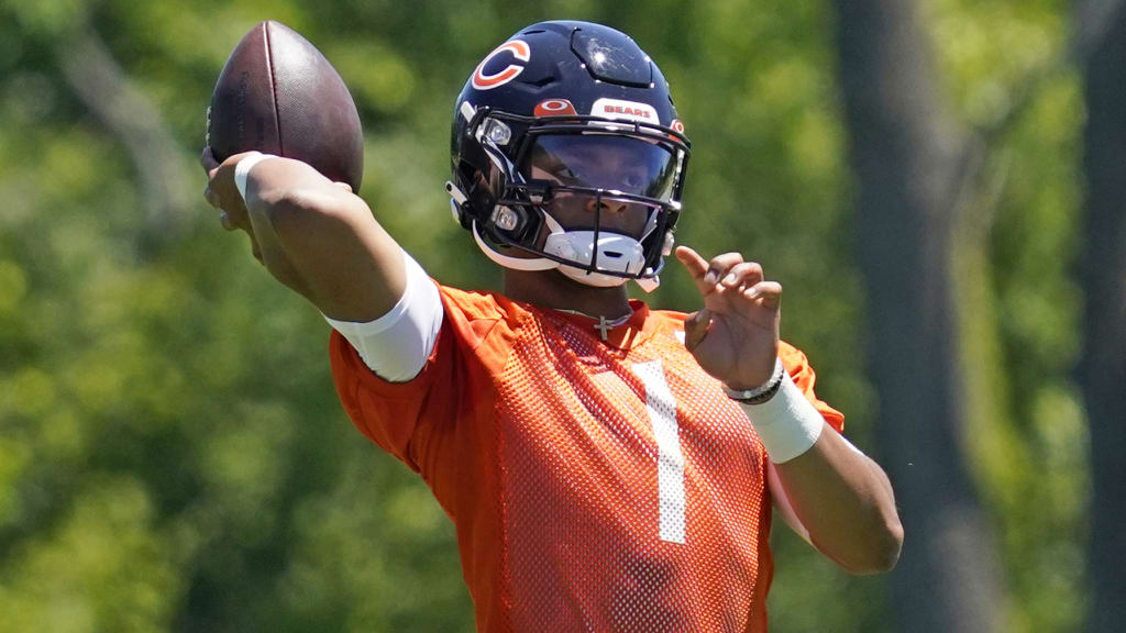 Rookie quarterbacks Mac Jones, Justin Fields top Patrick Mahomes