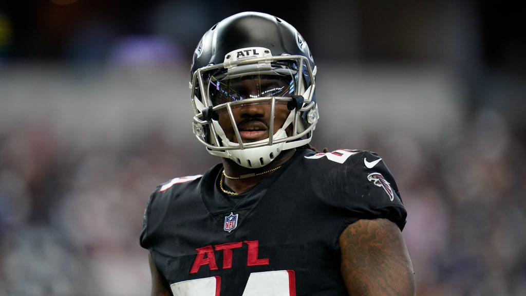 Falcons RB Cordarrelle Patterson to miss time with soft tissue