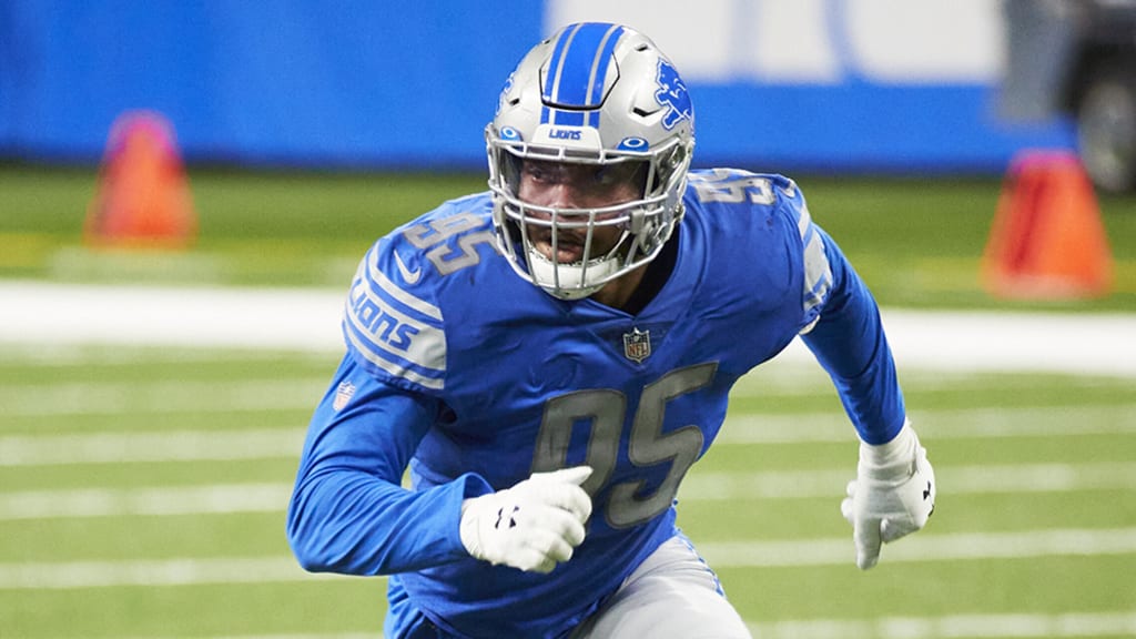 Detroit Lions linebacker Romeo Okwara (95) gets set on defense against the  Jasksonville Jaguars during an NFL pre-season football game, Saturday, Aug.  19, 2023, in Detroit. (AP Photo/Rick Osentoski Stock Photo - Alamy