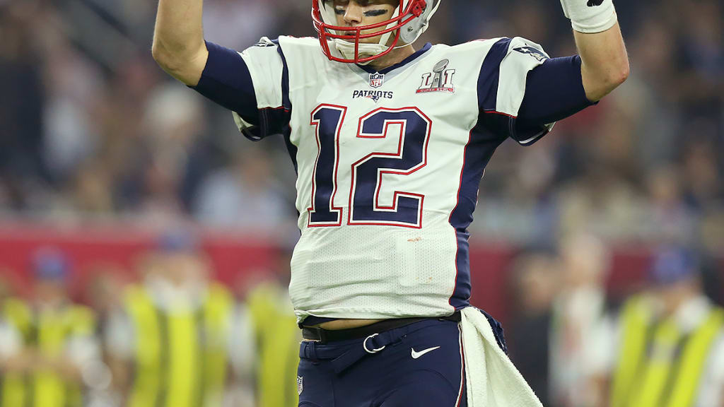 Tom Brady asks fans for help finding Super Bowl LI jersey