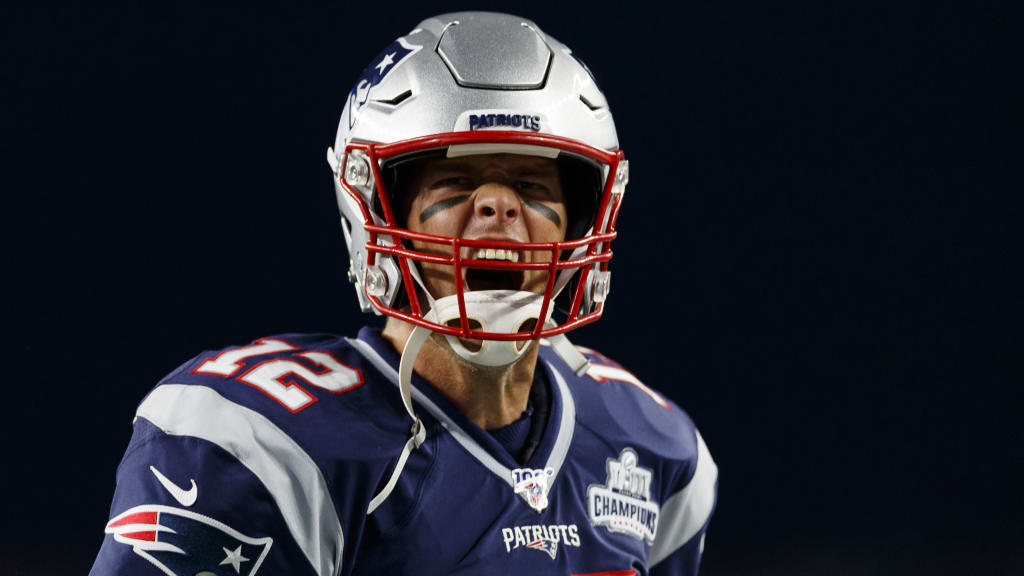 Tom Brady Patriots Tribute: Fans React